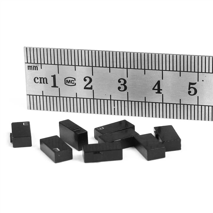 1005 Smallest RFID Tags For Inventory Tracking